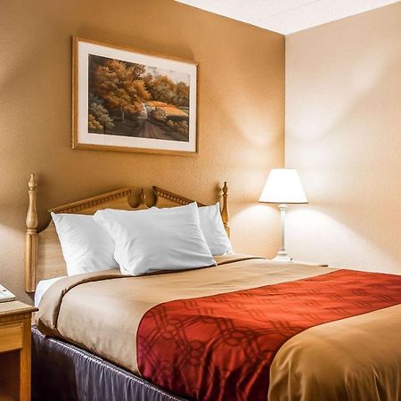 Econo Lodge Inn & Suites University Huntsville Exterior foto