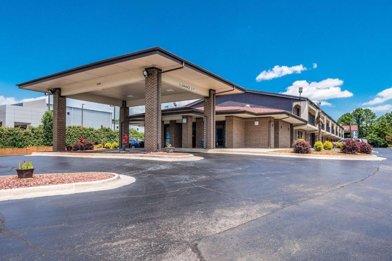 Econo Lodge Inn & Suites University Huntsville Exterior foto
